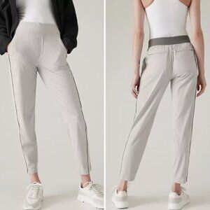 Athleta Brooklyn Textured Ankle Pants Gray White Stripe Women's Size 0P